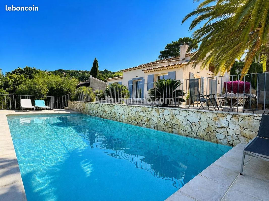 Maison 6 pièces 115 m² · à Roquebrune-sur-Argens · 115 m² · 990 000 €