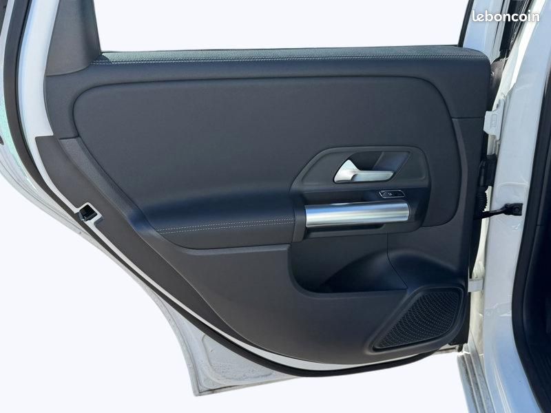 Mercedes Classe B 200 d Progressive Line 2.0 150 8G-DCT Toit ouvrant (image 17)