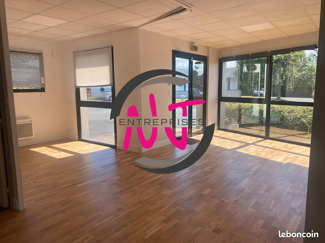 Local 220 m² SAINTE GEMMES SUR LOIRE (image 2)