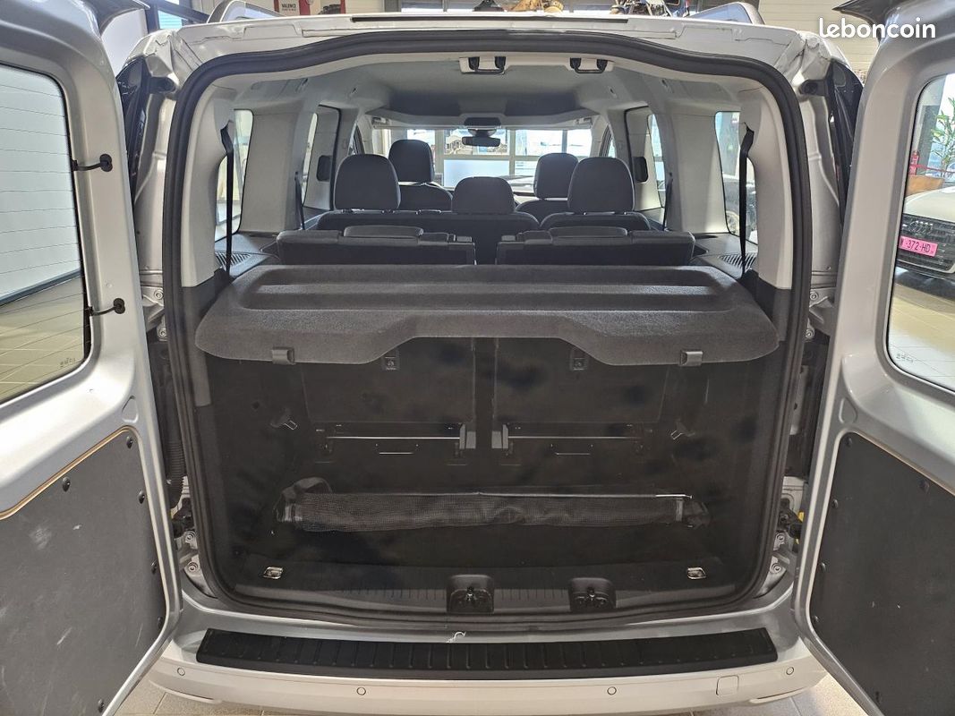 Volkswagen caddy maxi 2.0 tdi 122 life 7pl (image 15)