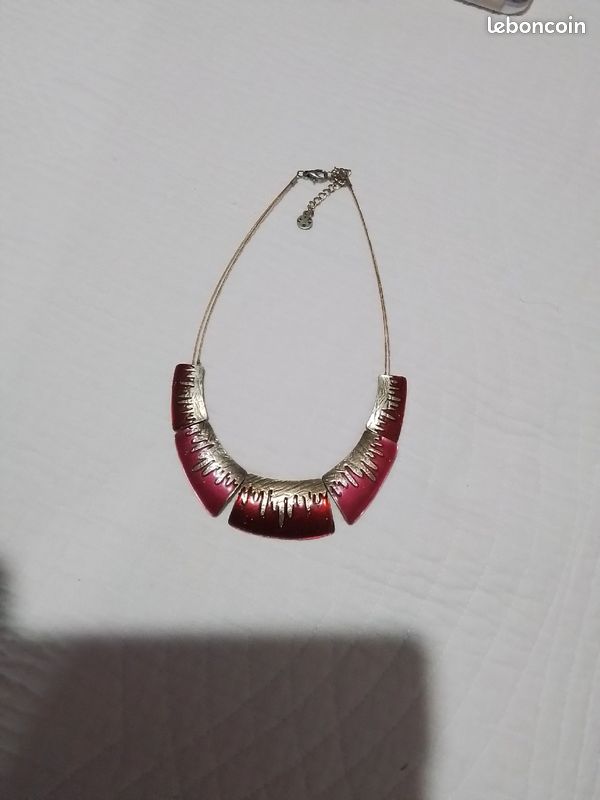Collier metal rouge et or (image 2)