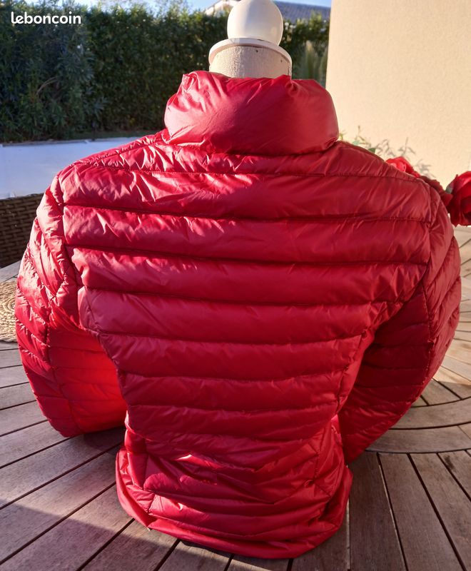 Doudoune JOTT Neuve Avec Emballage - Remplissage Plumes/duvet Rouge - Taille XS - Valeur 170€