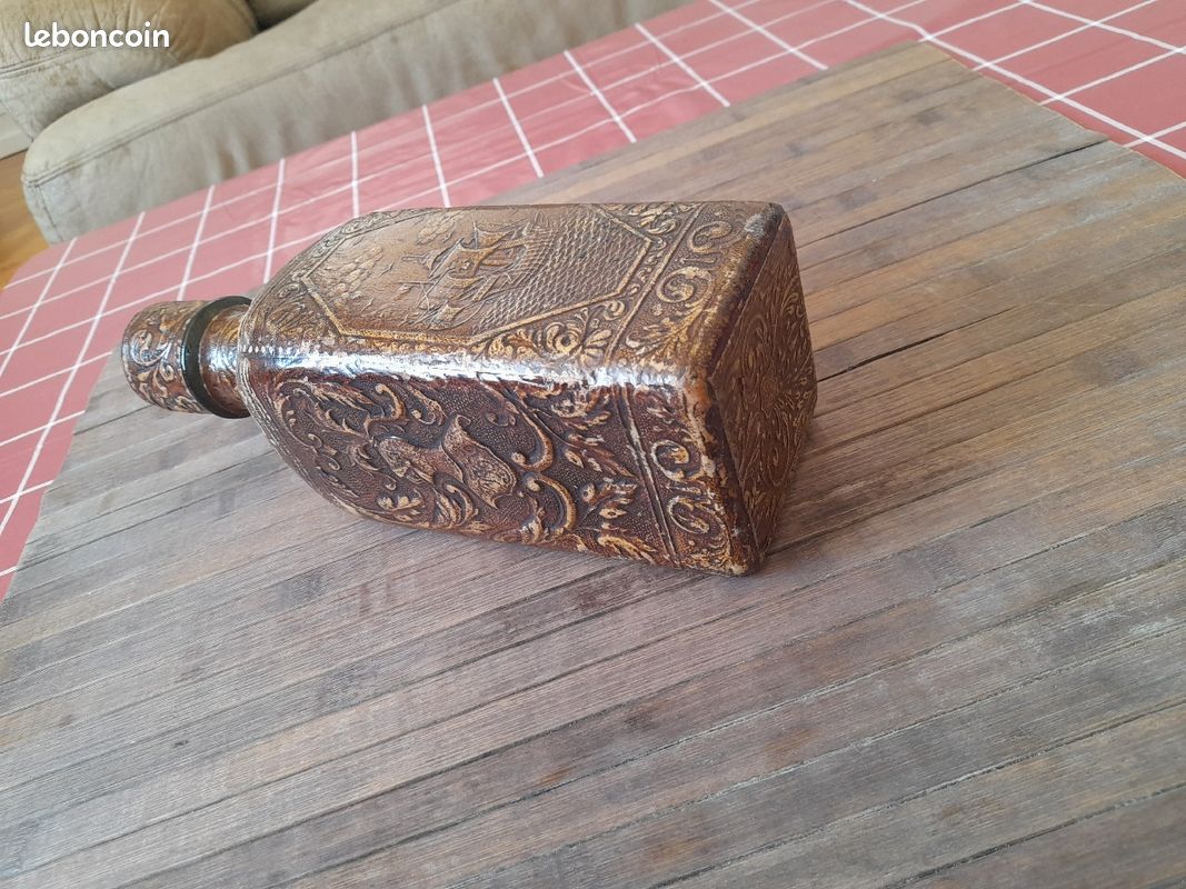 Vends 2 bouteilles pour eau de vie liqueurs (image 8)
