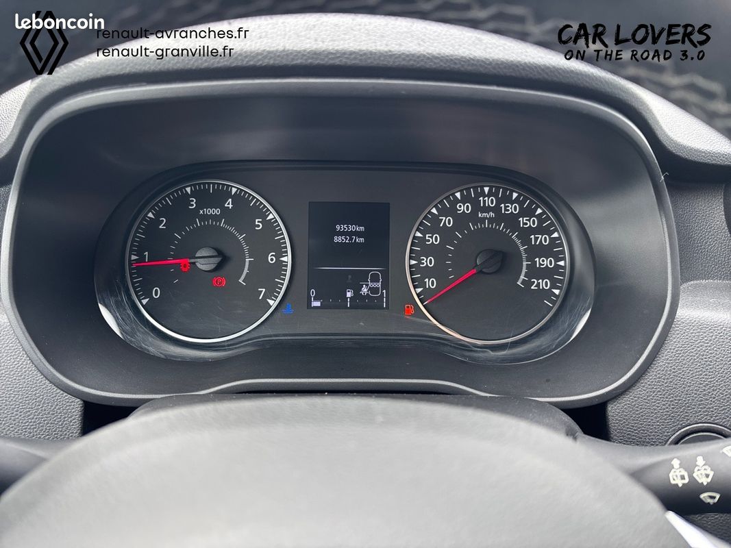 DACIA Duster Blue dCi 115 4x4 Prestige (image 22)