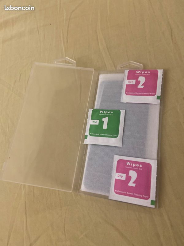 Kit vitre de protection iPhone 11 Pro Max (image 2)
