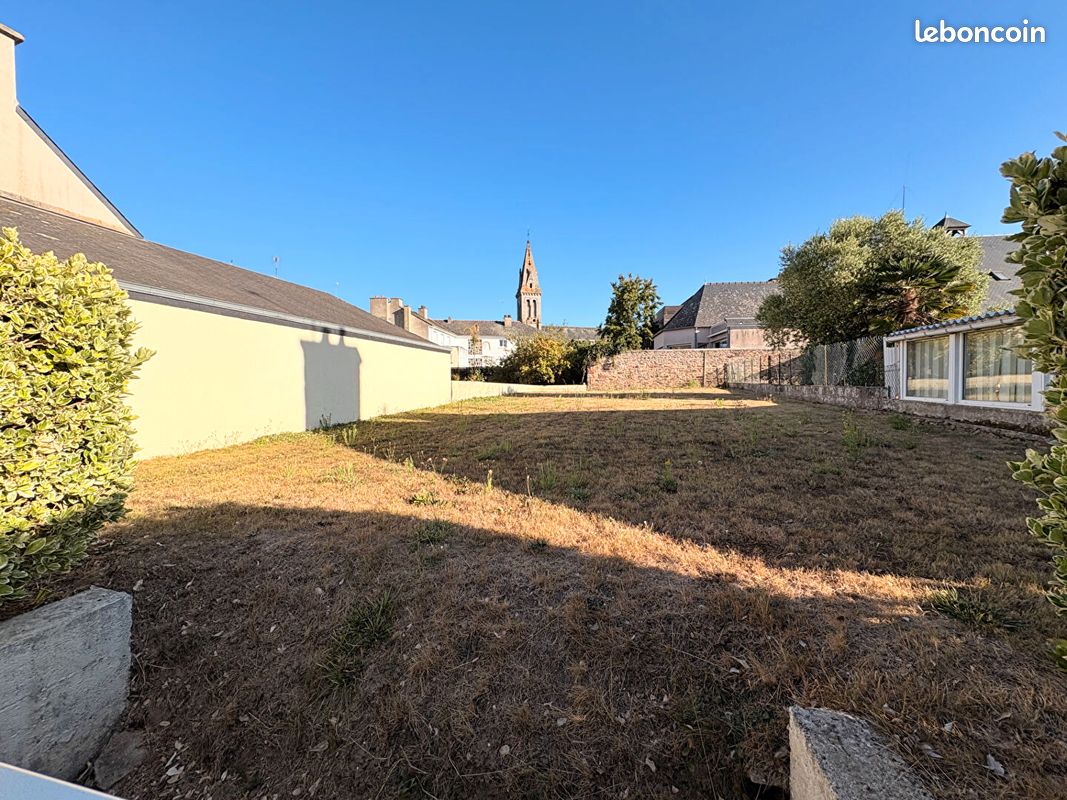 Terrain 230 m² · à Saint-Brieuc · 230 m² · 75 000 €