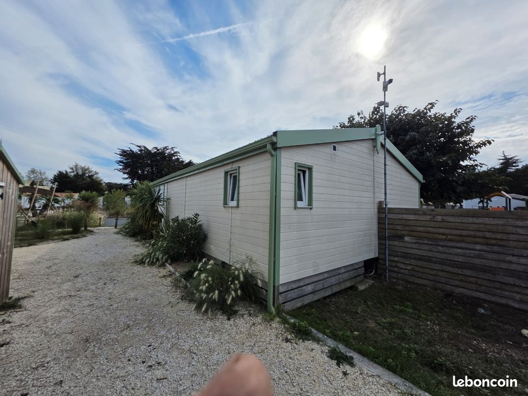 Maison 7 pièces 155 m² · à Ars-en-Ré · 155 m² · 30 000 €