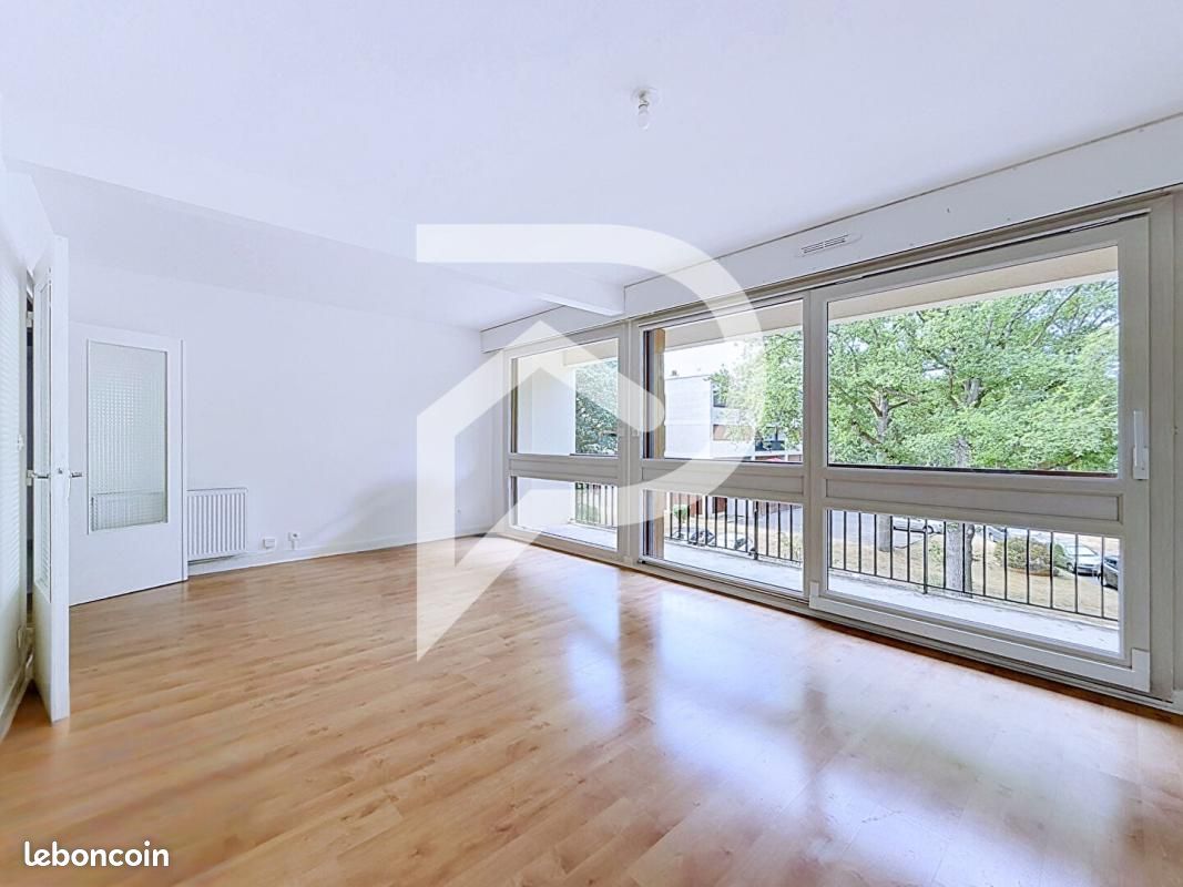 Appartement 4 pièces 93 m² · à Vernouillet · 93 m² · 990 €