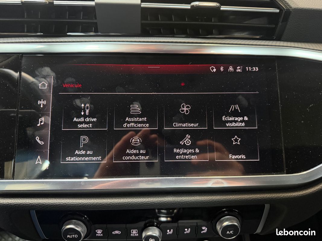 AUDI Q3 35 TFSI 150 ch S tronic 7 Business line (image 33)