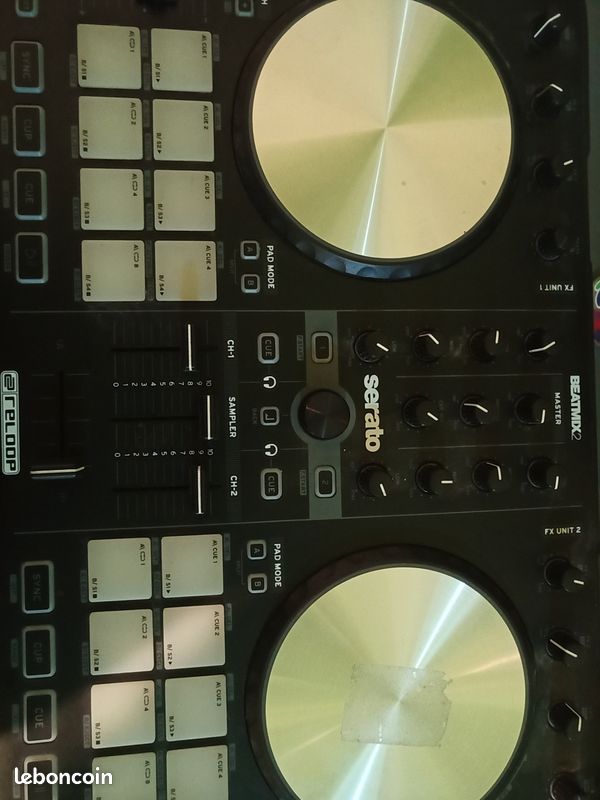 Reloop Beatmix 4, Contrôleur DJ 4 Canaux pour Serato Intro