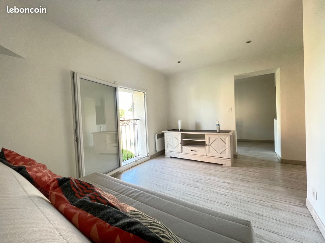 Appartement 1 pièce 27 m² · à Marseille · 27 m² · 695 €