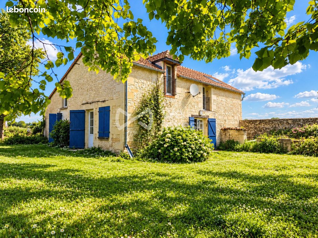 Maison 3 pièces 120 m² · à Sérigny · 120 m² · 168 000 €