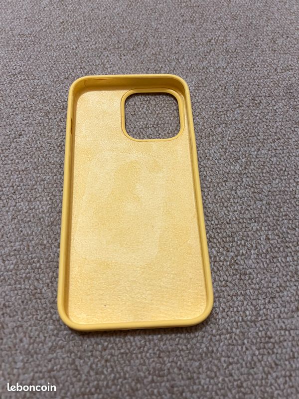 Coques iPhone 13 (standard et pro) colorées (image 2)