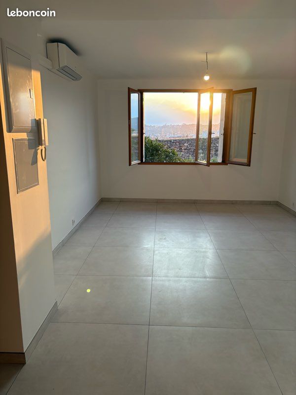 Appartement 3 pièces 60 m² · à Draguignan · 60 m² · 890 €