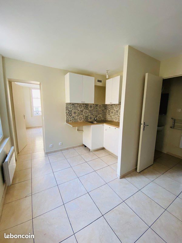 Appartement a louer paris-1er-arrondissement - 1 pièce(s) - 28 m2 - Surfyn