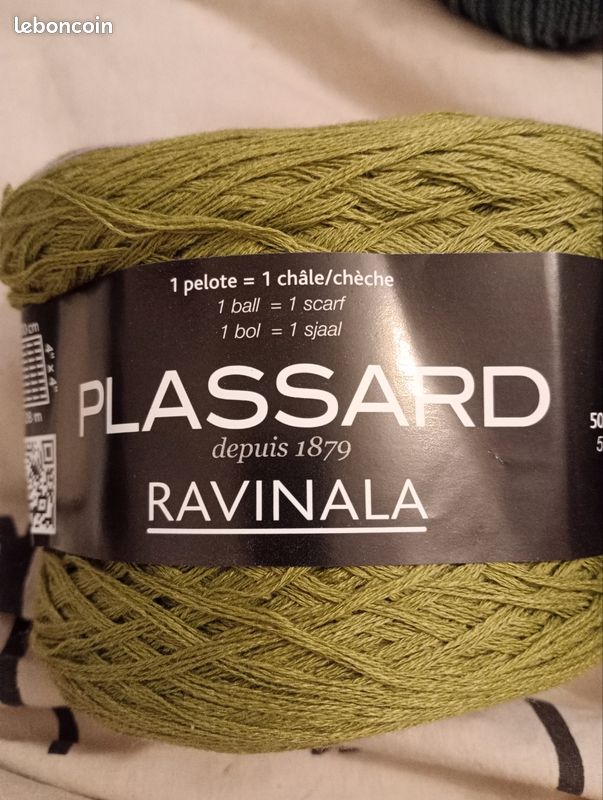 Une pelote de laine Ravinala de Plassard (image 2)