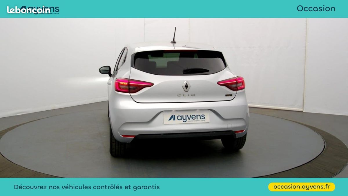 Renault Clio 1.6 E-Tech 145ch full hybrid Evolution (image 3)