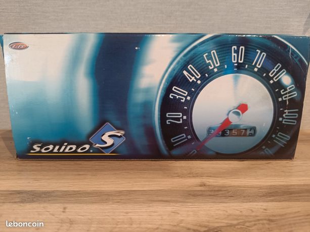 Volkswagen VW Combi Michelin – Solido 8418, échelle 1/18, édition Spéciale (occasion, Boîte Abîmée)