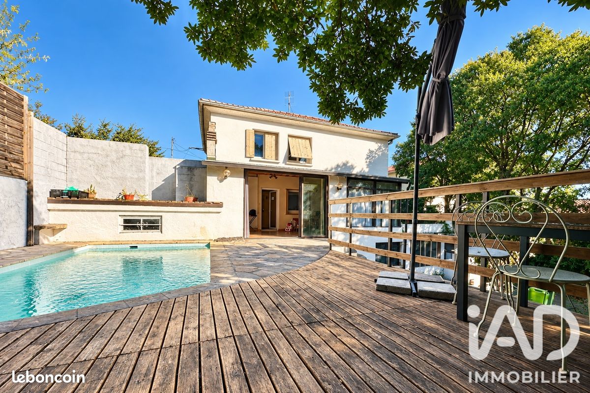 Maison 5 pièces 117 m² · à Nîmes · 117 m² · 319 000 €