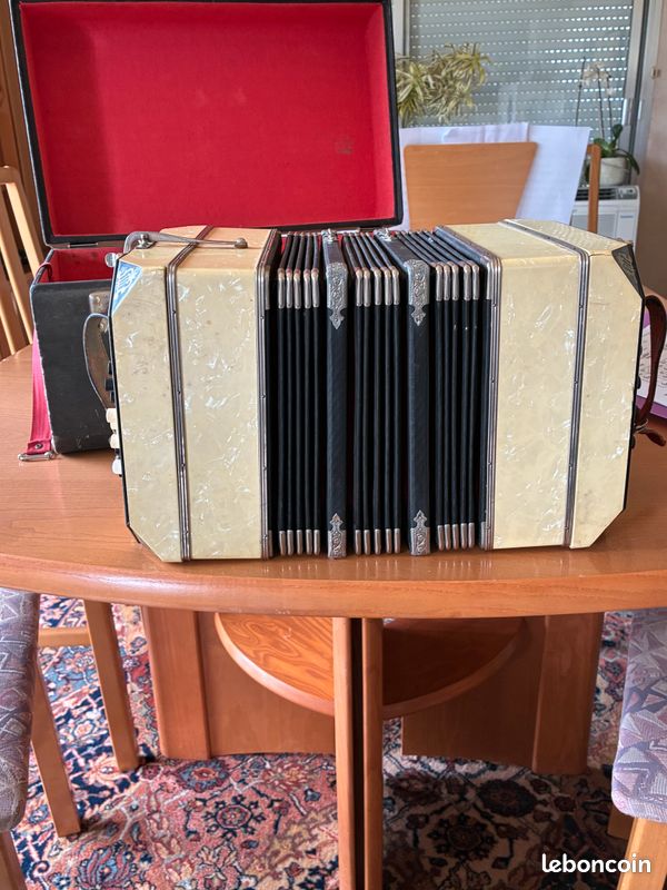 Bandoneon (image 2)