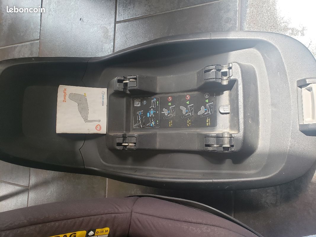 Siège auto Bébé Confort 2wayPearl et sa base Isofix (image 6)