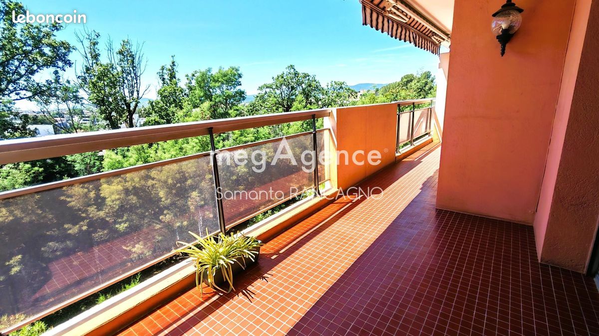 Appartement 2 pièces 46 m² · à Fréjus · 46 m² · 234 000 €