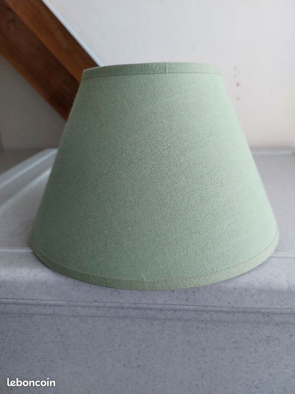 Abat jour vert (image 1)