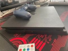 Vend ps4 slim (image 1)