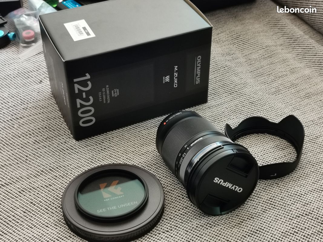 Objectif Olympus 12-200mm F/3.5-6.3 - Monture Micro Four Thirds - Occasion Bon état