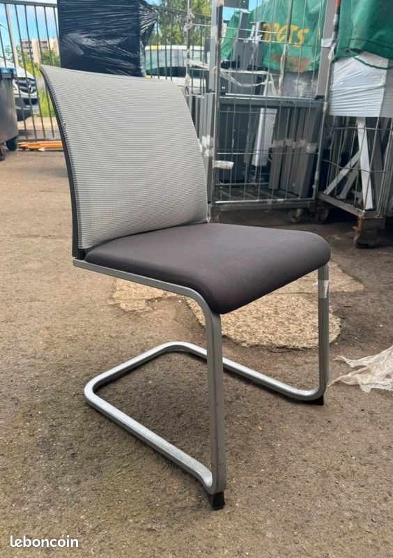 Chaise visiteur Steelcase (image 1)