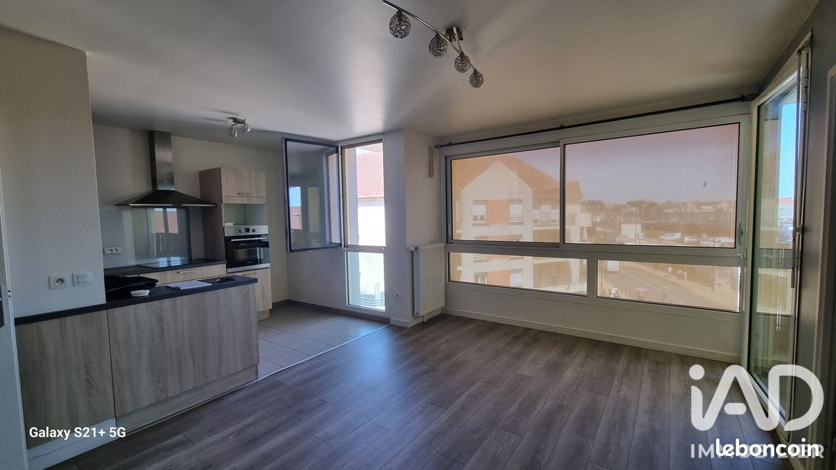 Appartement 2 pièces 86 m² · à Brétigny-sur-Orge · 86 m² · 890 €/mois