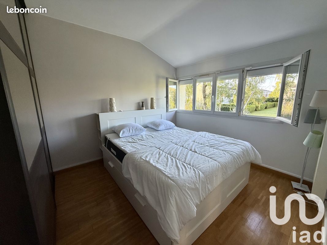 Maison a louer montigny-le-bretonneux - 5 pièce(s) - 98 m2 - Surfyn