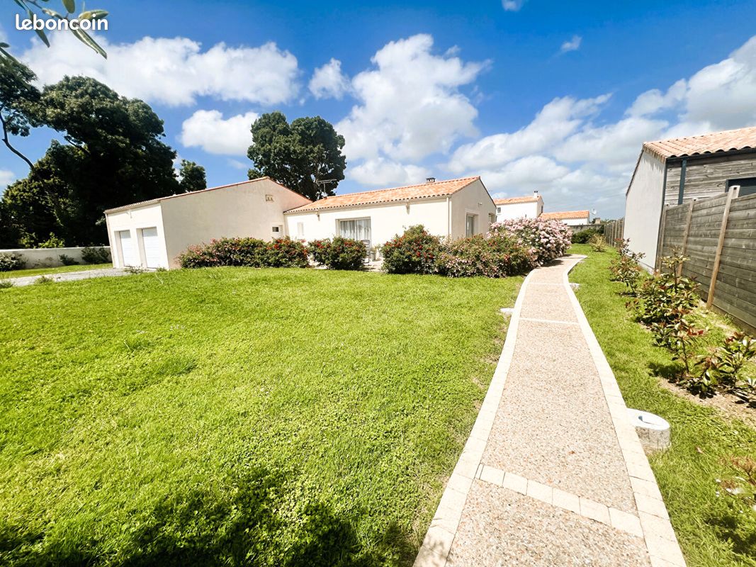 Maison 7 pièces 150 m² · à Aigrefeuille-d'Aunis · 150 m² · 420 000 €
