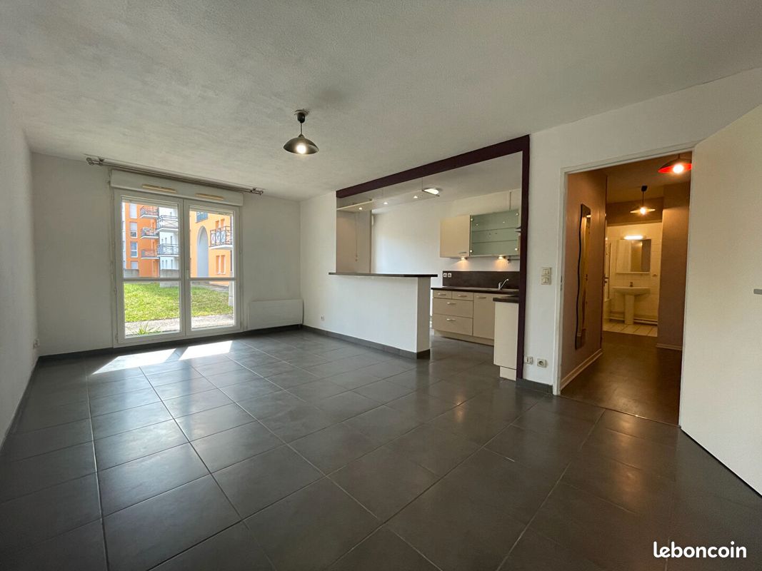 Appartement 2 pièces 54 m² · à Metz · 54 m² · 727 €