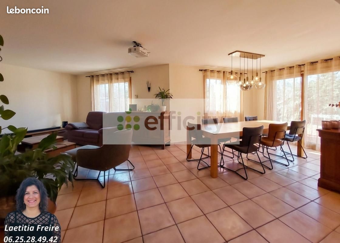 Maison 5 pièces 130 m² · à Peillonnex · 130 m² · 610 000 €