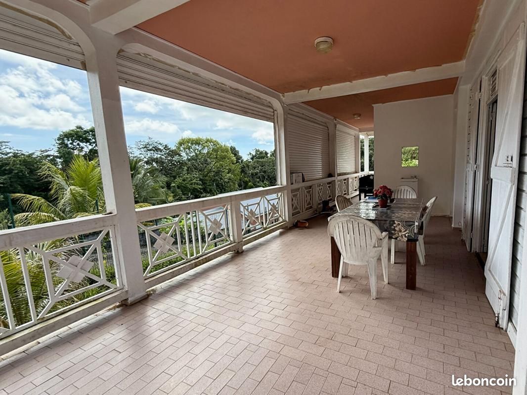 Maison 6 pièces 170 m² · à Petit-Bourg · 170 m² · 460 000 €