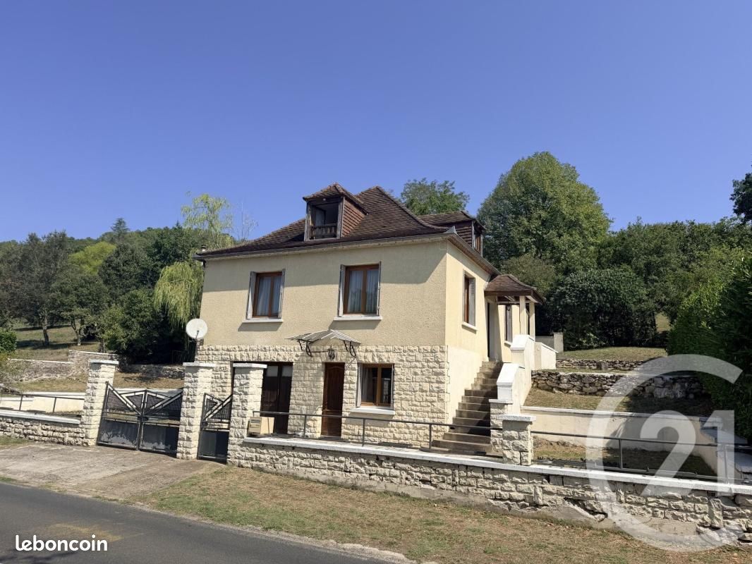Maison 5 pièces 117 m² · à Auriac-du-Périgord · 117 m² · 193 000 €