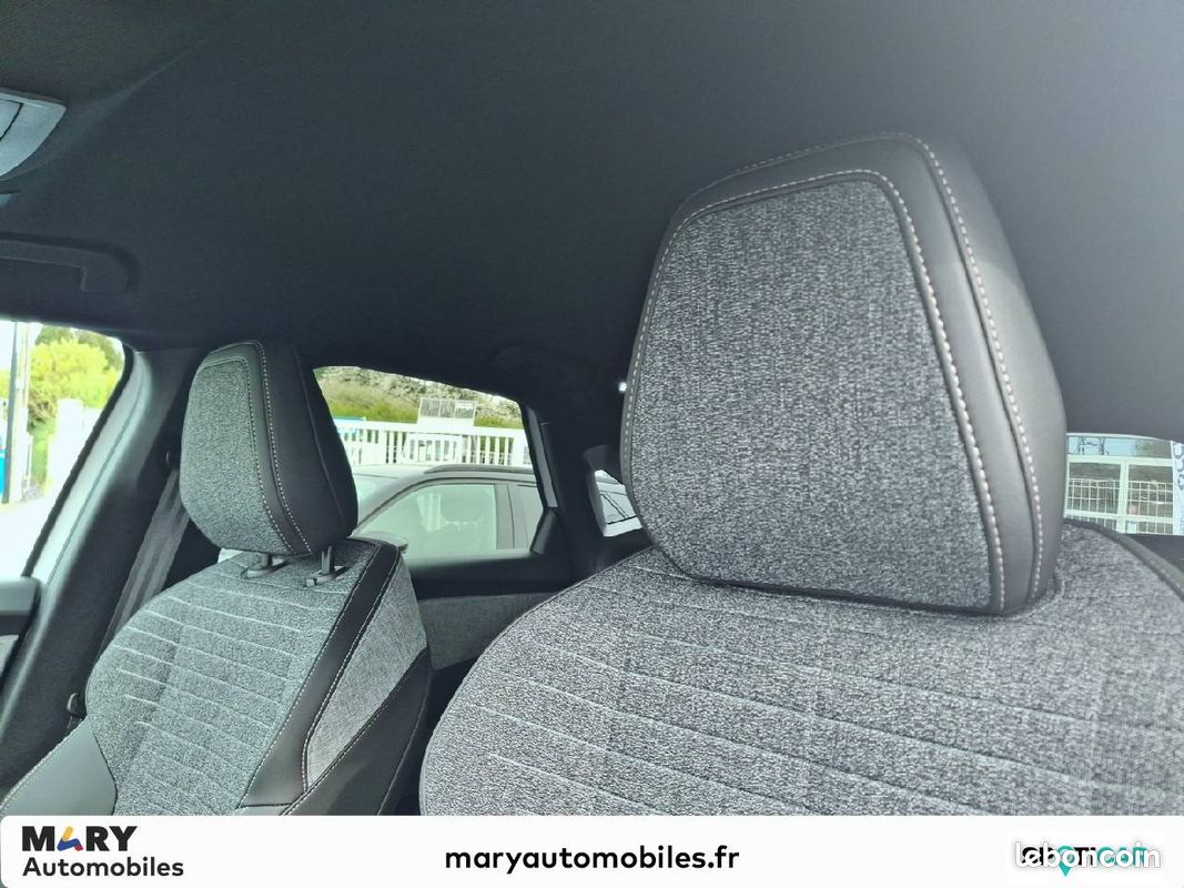 PEUGEOT 3008 Hybrid 145 e-DCS6 Allure (image 13)