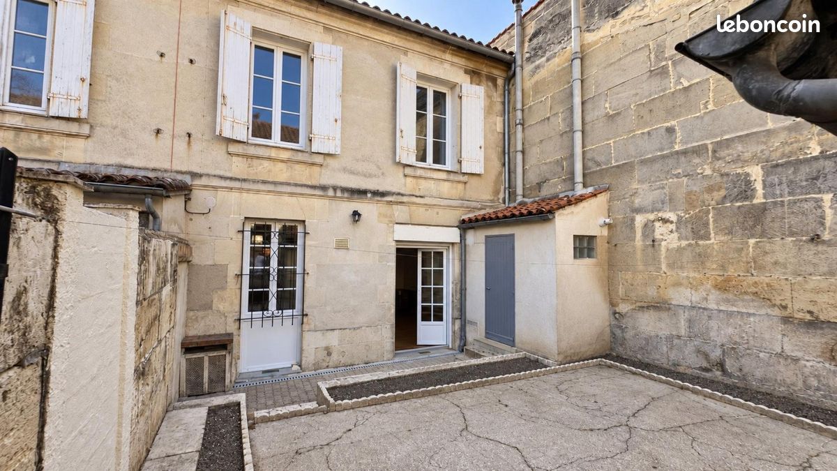 Maison 6 pièces 147 m² · à Cognac · 147 m² · 199 000 €