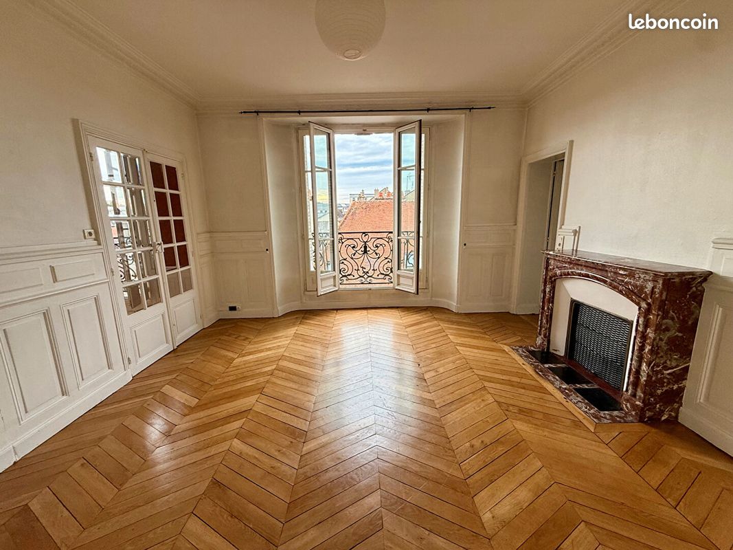 Appartement 3 pièces 88 m² · à Moulins · 88 m² · 690 €/mois