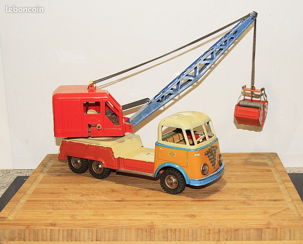 Camion GMC benne en boite les routier FJ france jouet ancien en tôle Joustra