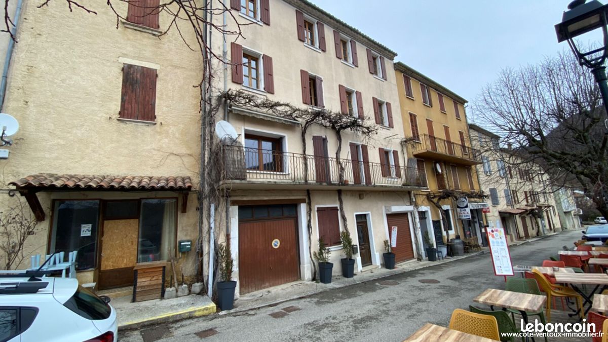 Maison 10 pièces 270 m² · à Montbrun-les-Bains · 270 m² · 288 000 €