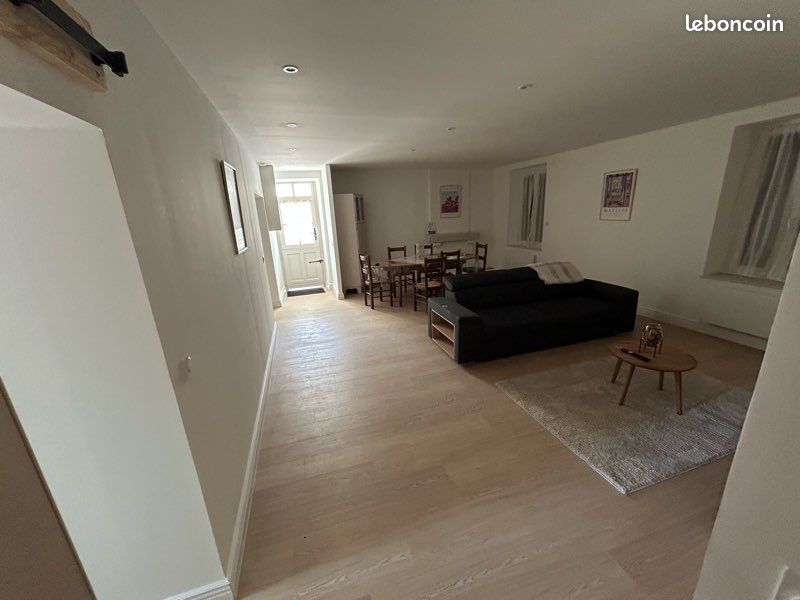 Maison 3 pièces 102 m² · à Sassay · 102 m² · 197 000 €