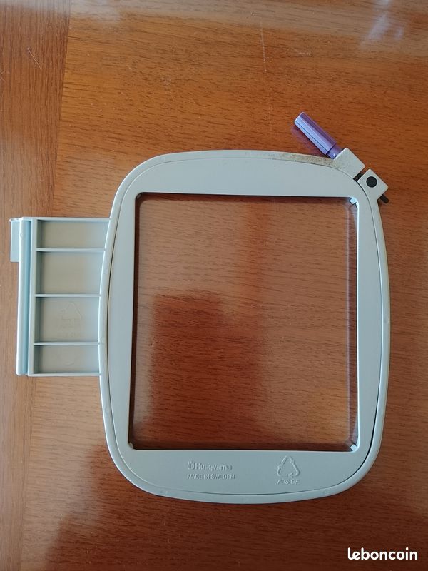 Cerceau à Broder Rond – Taille Moyenne – Plastique – Pour Machines Husqvarna Viking