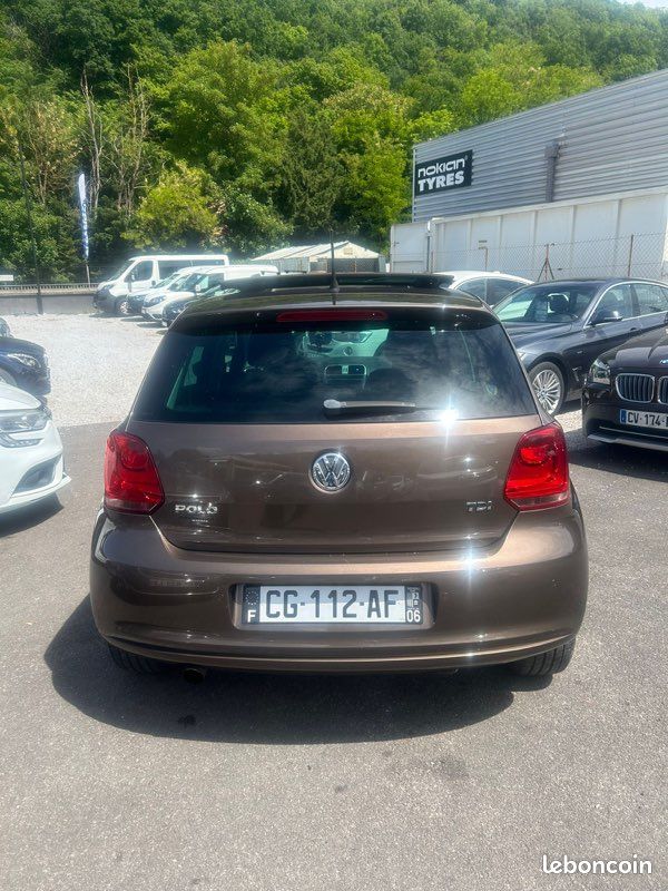 Volkswagen polo 1.6tdi 90 DSG7 Serie Spéciale MATCH toit ouvrant Garantie 12 mois (image 5)