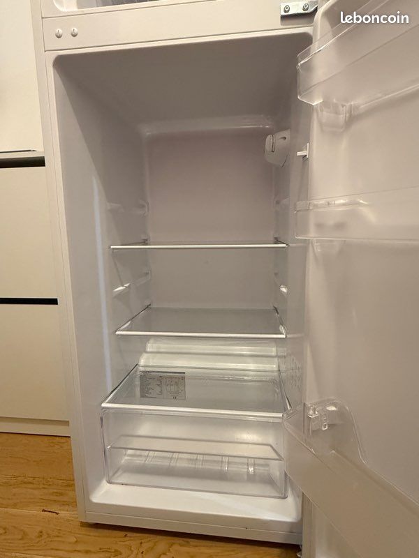 Réfrigérateur avec congélateur en haut - Proline DD207WH (emballé) (image 3)