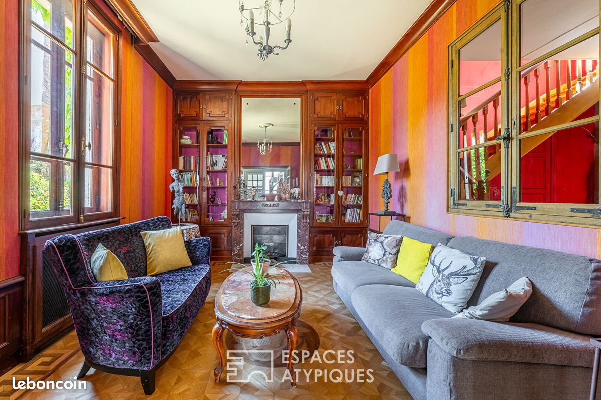 Maison 10 pièces 210 m² · à Villefranche-sur-Saône · 210 m² · 650 000 €