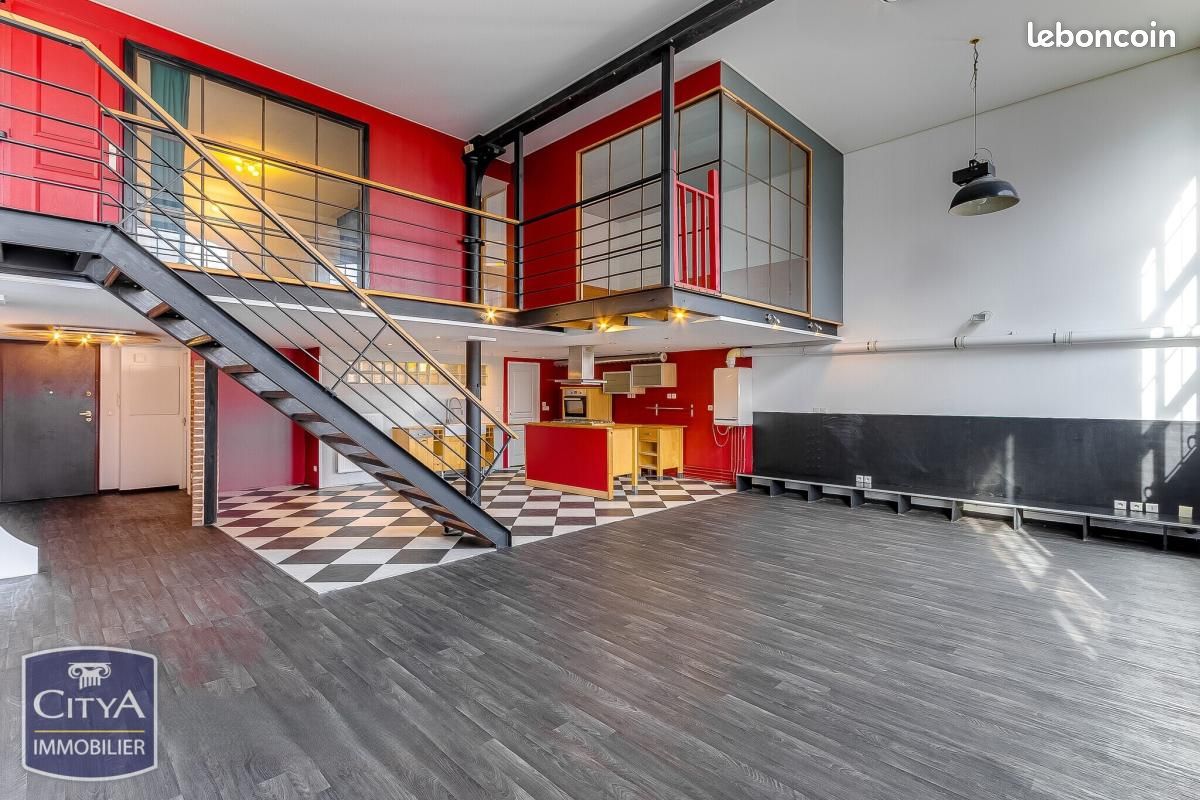 Appartement 3 pièces 131 m² · à Roubaix · 131 m² · 179 000 €