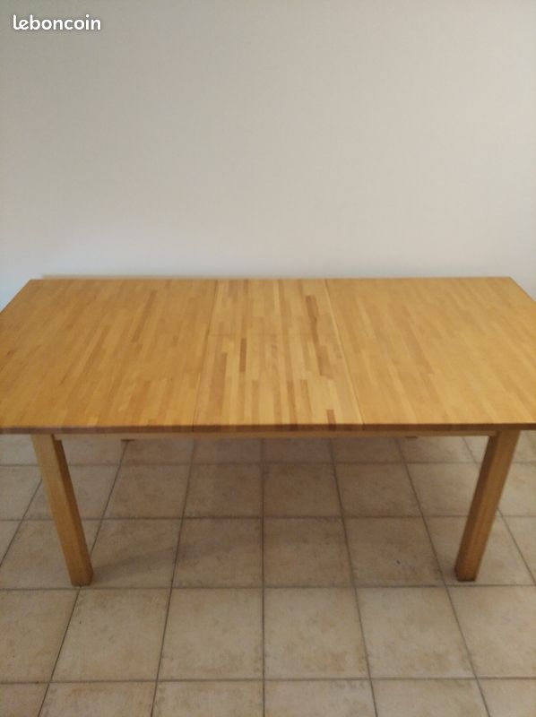Table en pin massif (image 2)