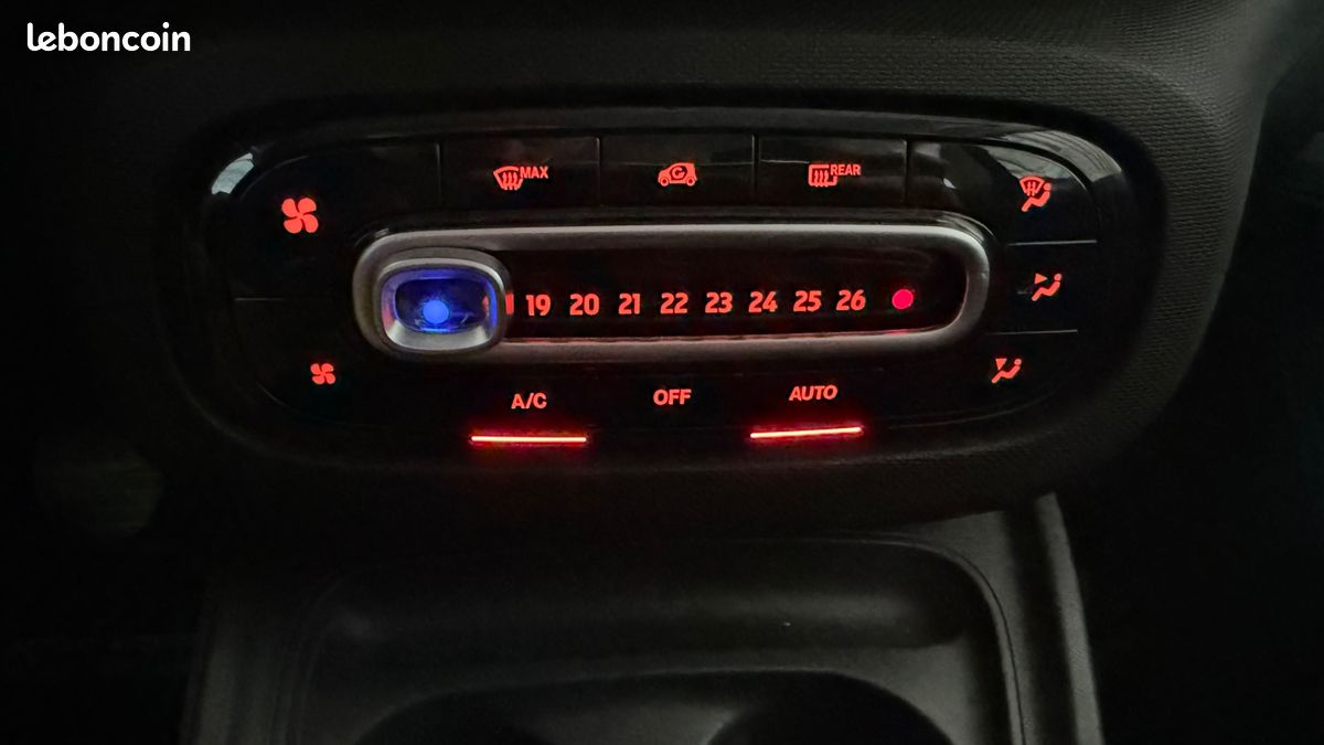 Smart fortwo electric pure 17.6kwh (image 24)